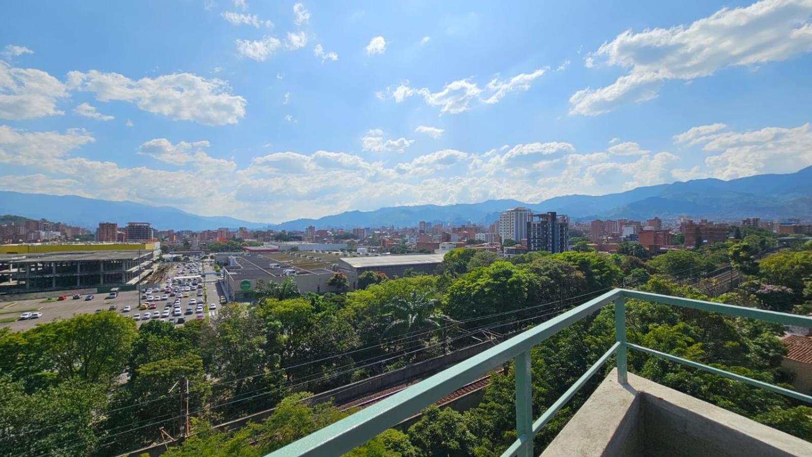 B 48 Living By B Rent Appartement Medellín Buitenkant foto