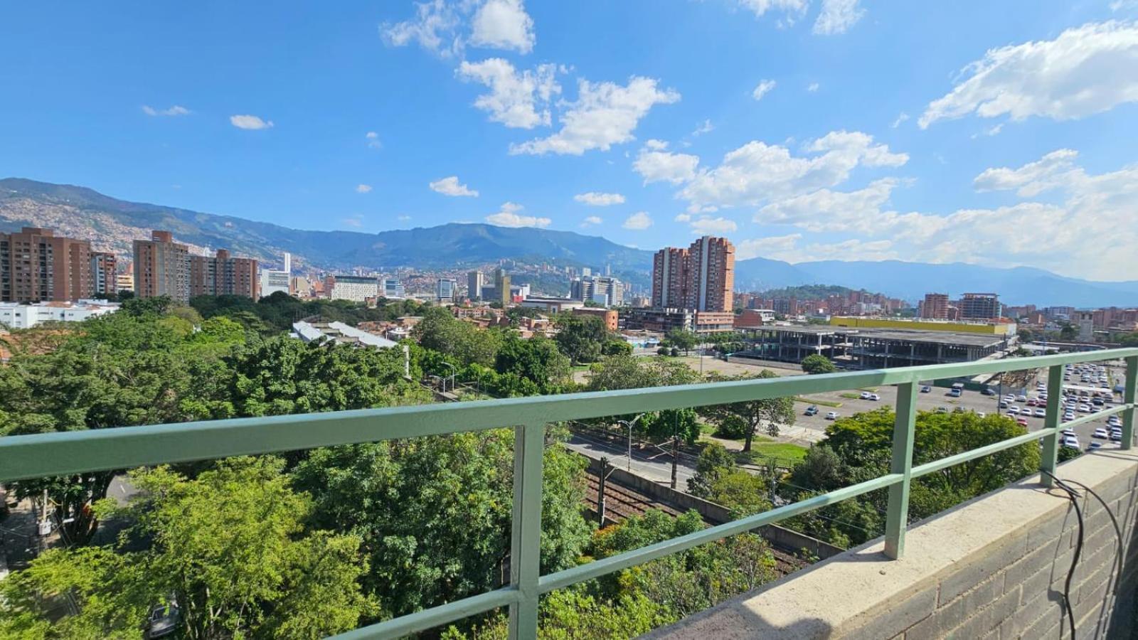 B 48 Living By B Rent Appartement Medellín Buitenkant foto